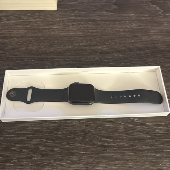 40mm Apple Watch! - Picture 3 of 6